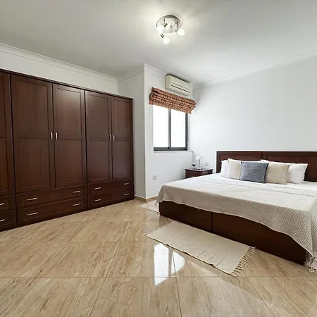 Lejlighed Seafront Terrace With A Breathtaking Valletta View *