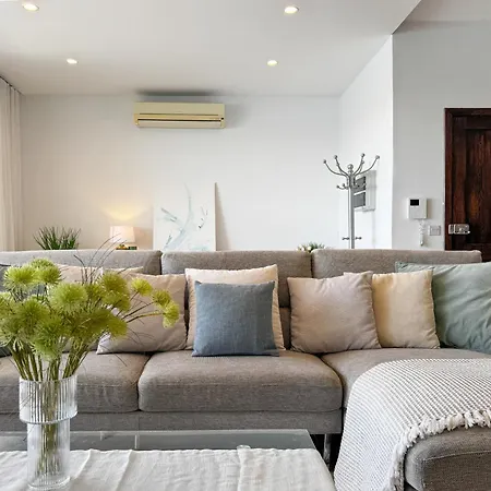 Apartment Seafront Terrace With A Breathtaking Valletta View *