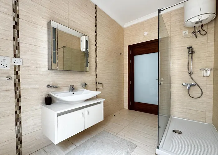 Seafront Terrace With A Breathtaking Valletta View