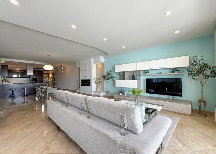 Seafront Terrace With A Breathtaking Valletta View Σλιέμα